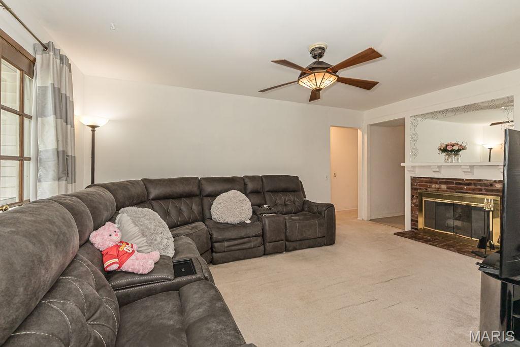 2105 Barcelona Drive Property Photo 11