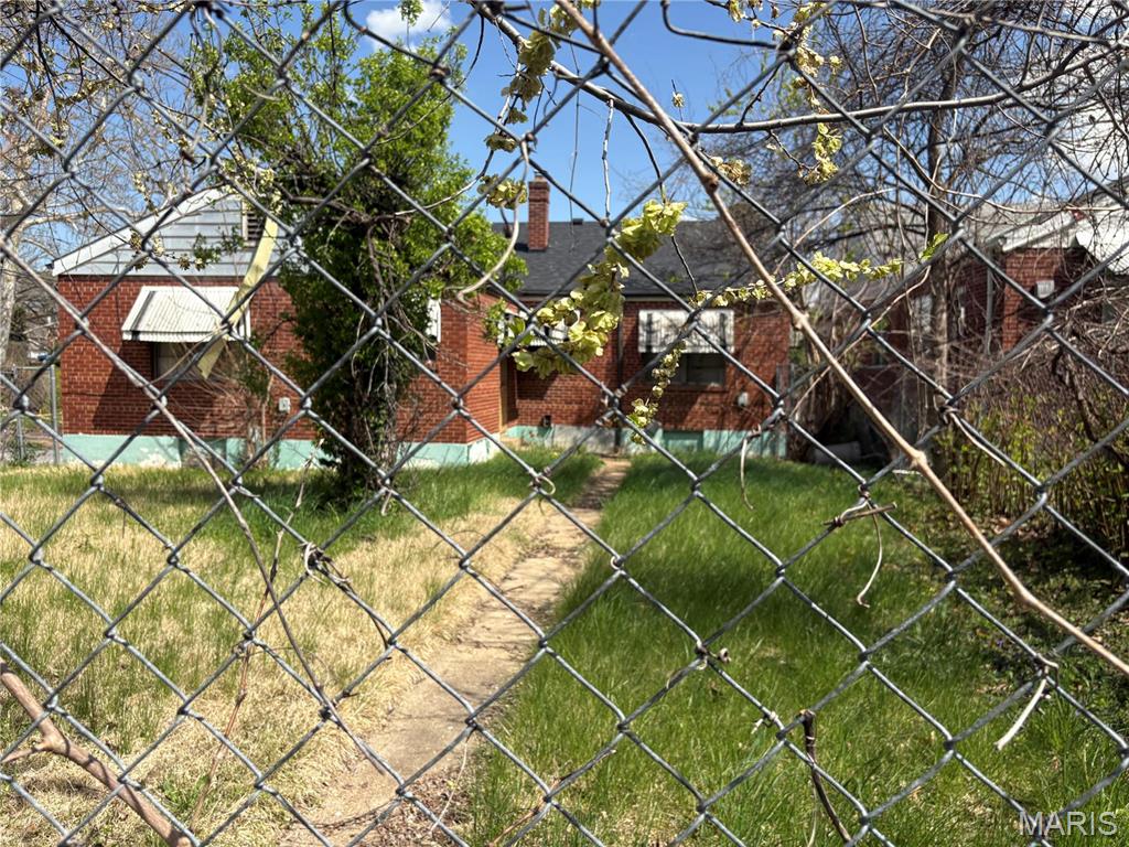 8459 Newby Street Property Photo 2