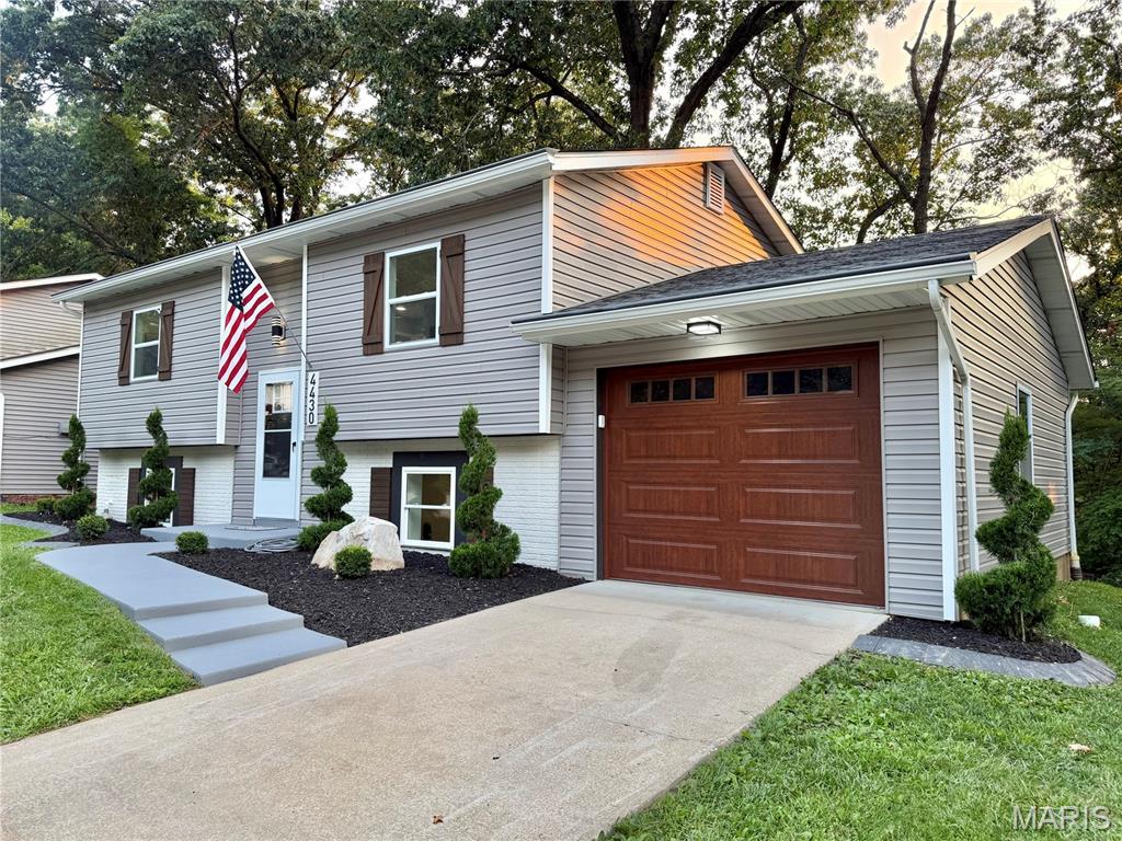 4430 Delta Queen Lane