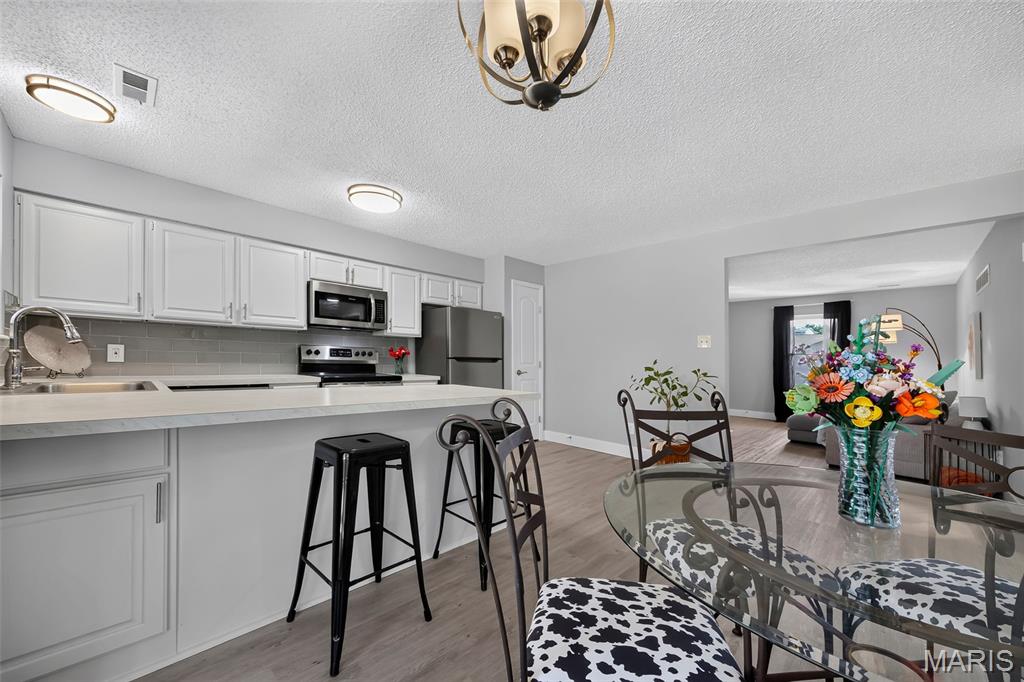 31 Delray E Property Photo 10
