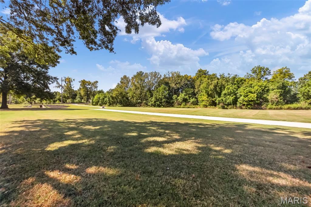 31 Delray E Property Photo 25