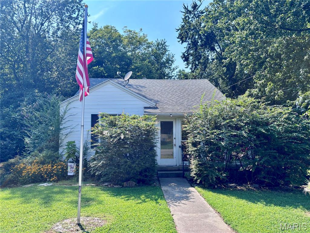 311 S Winchester Street Property Photo 1