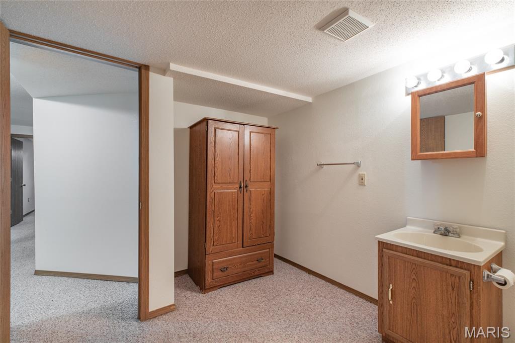 11 Glenmoor Court Property Photo 39