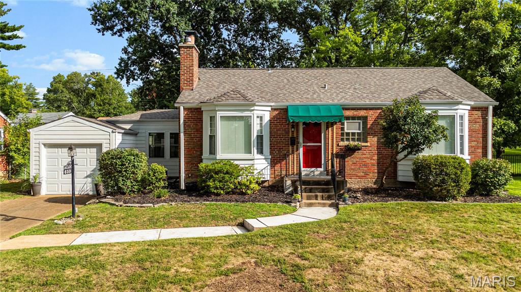 659 Deerhurst Drive Property Photo 1