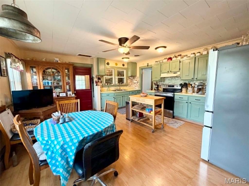 501 Washington Street Property Photo 5