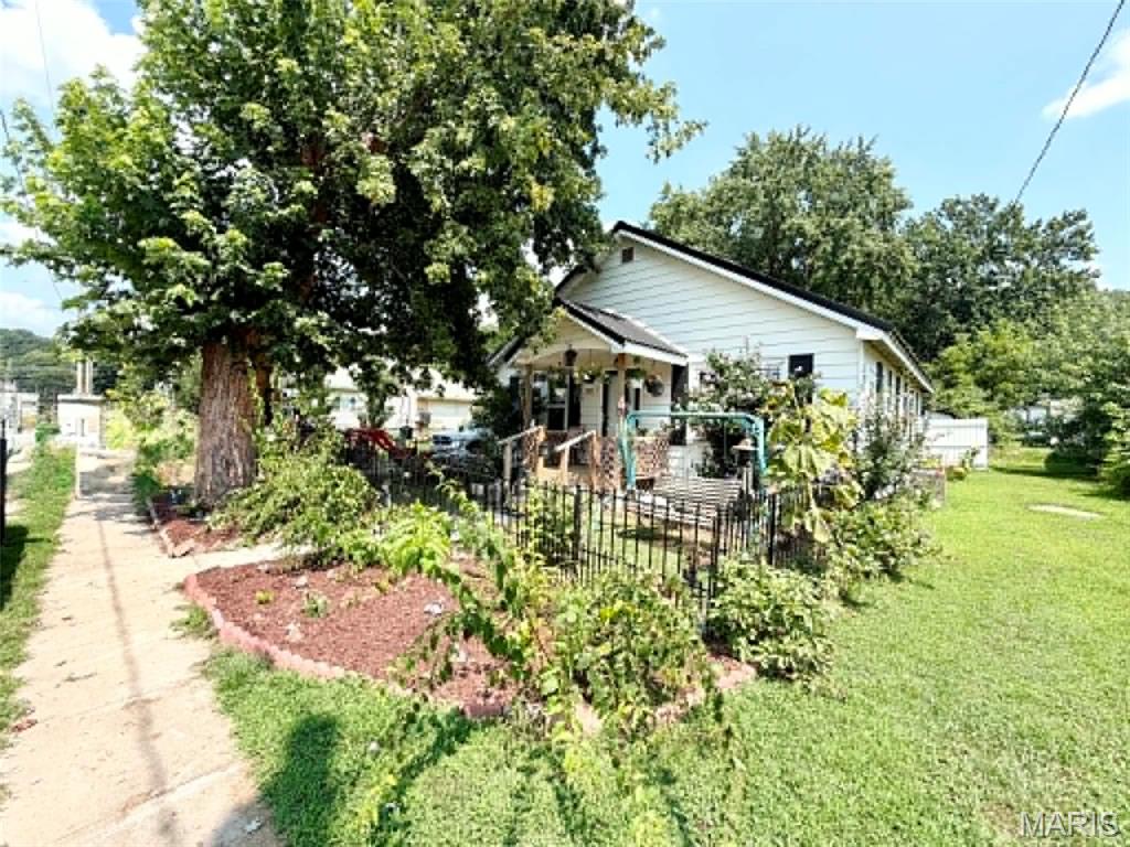 501 Washington Street Property Photo 13
