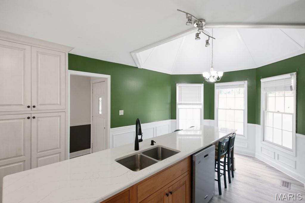 308 Deep Woods Drive Property Photo 8