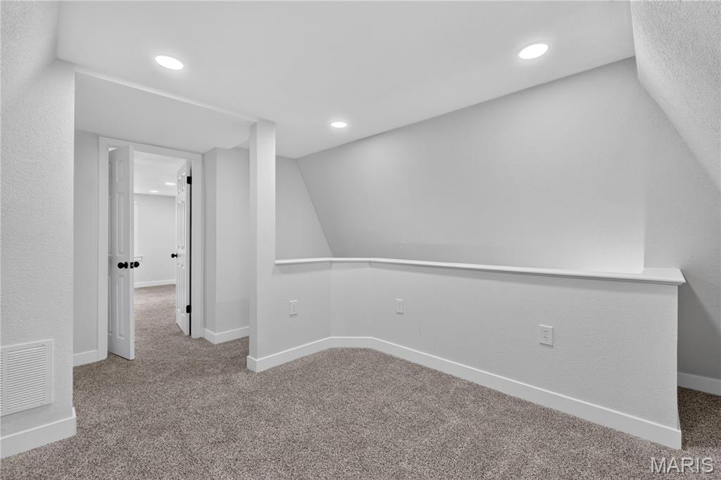 111 Lamoine Lane Property Photo 28