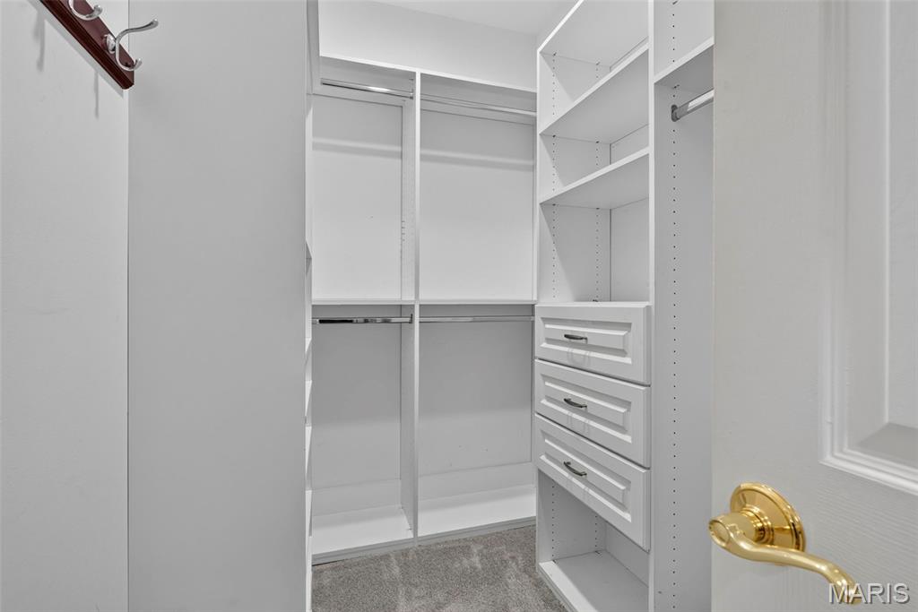9017 Fair Oaks Crescent Court Property Photo 14