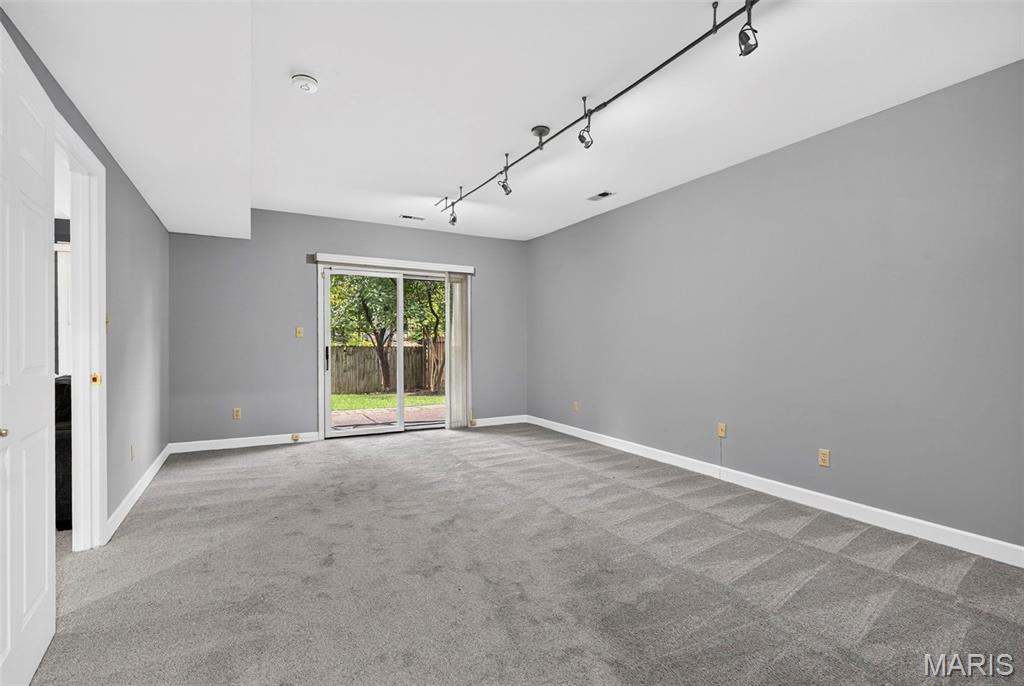 9017 Fair Oaks Crescent Court Property Photo 75