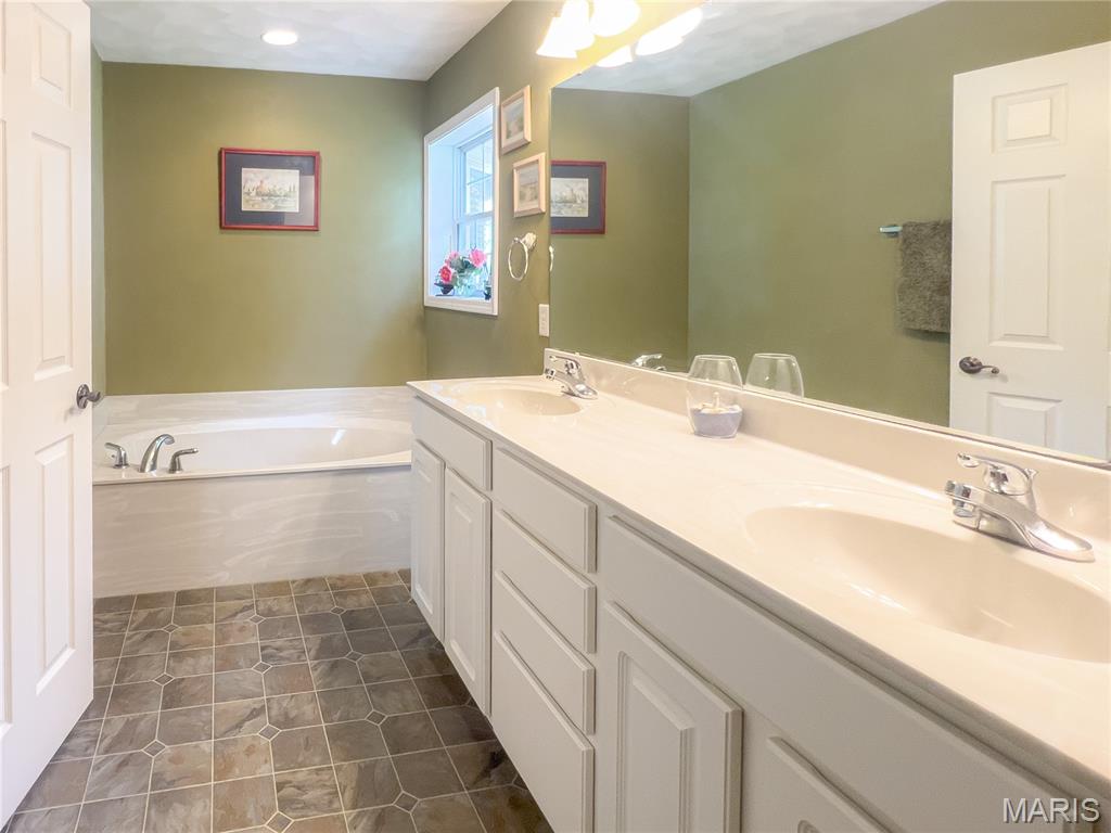 1524 Caleb Court Property Photo 17