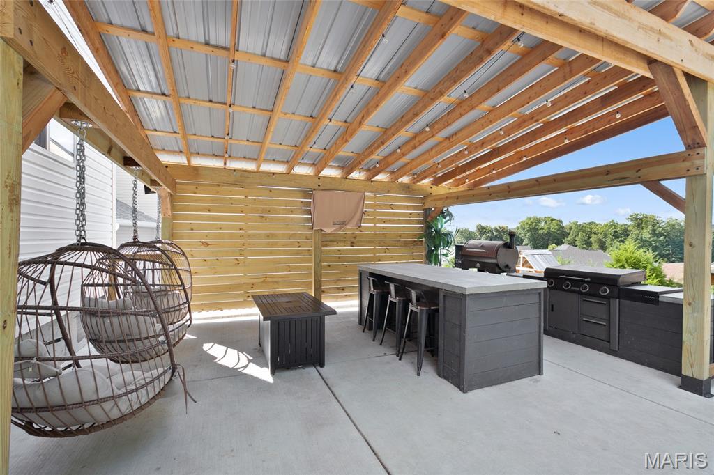 1409 Burrwyck Lane Property Photo 3