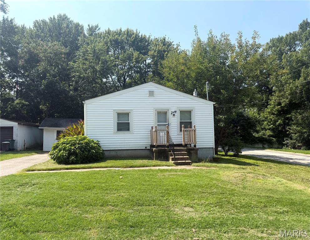 60 Connolly Drive Property Photo 1