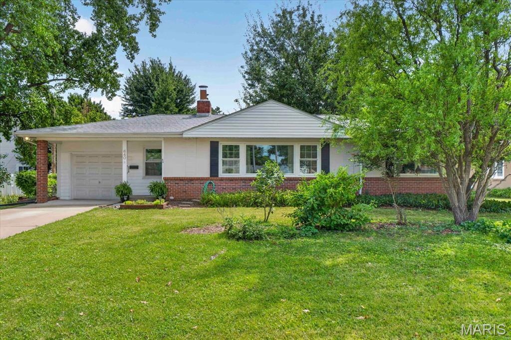 640 Lewiston Drive Property Photo 1