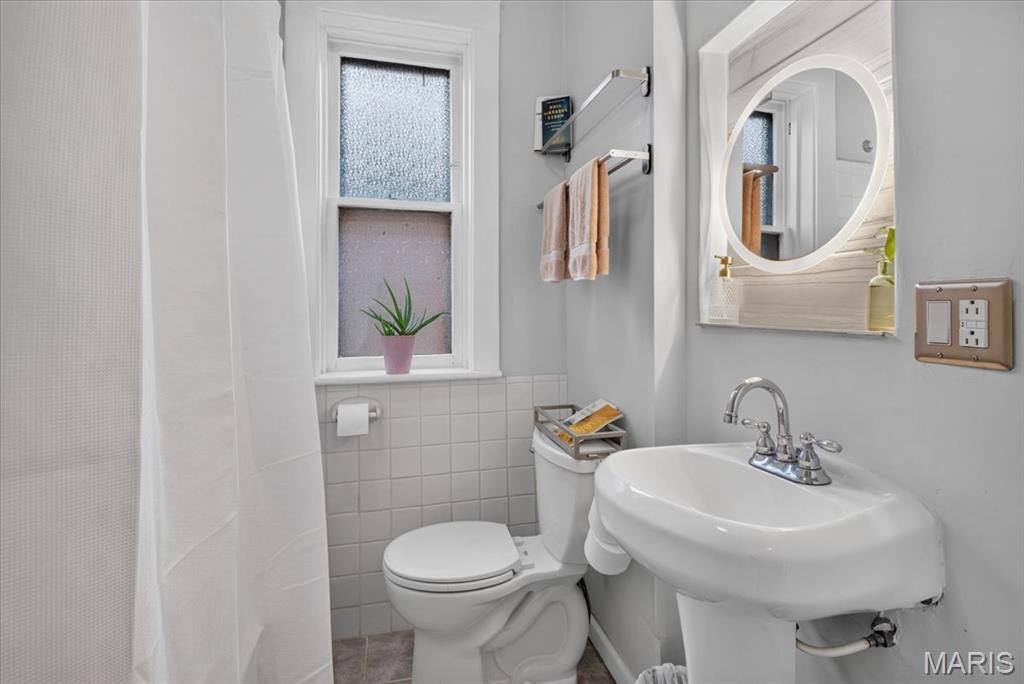 4448 Wallace Street Property Photo 16