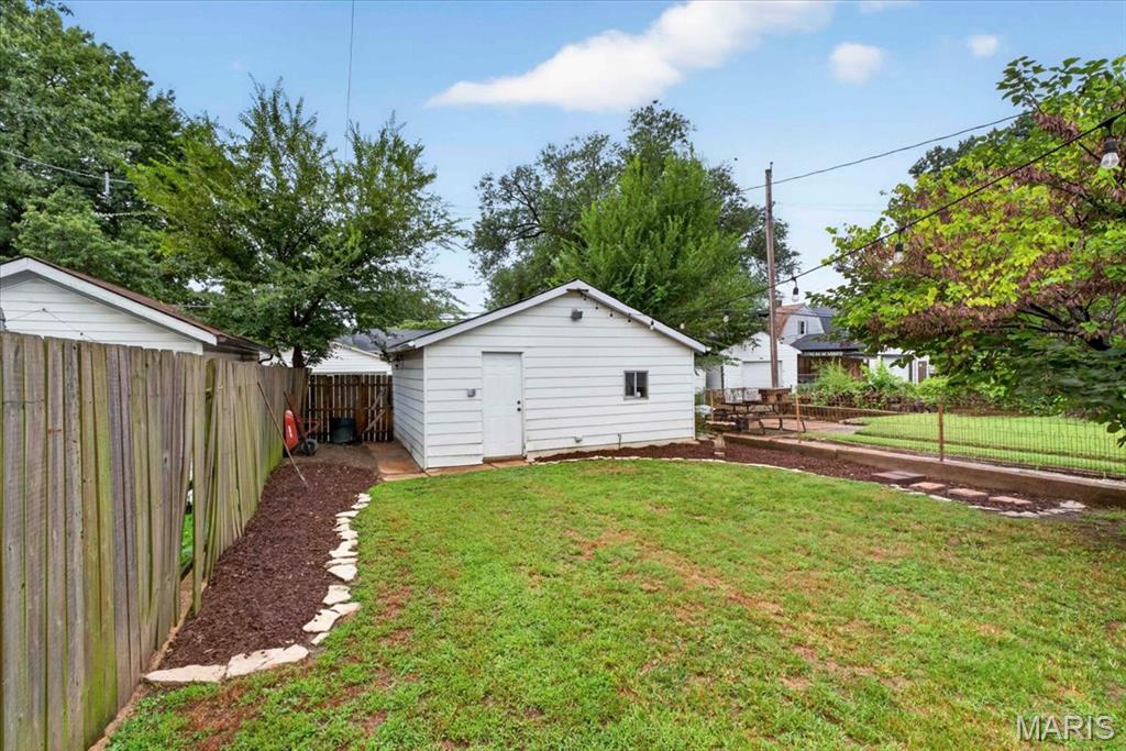 4448 Wallace Street Property Photo 22
