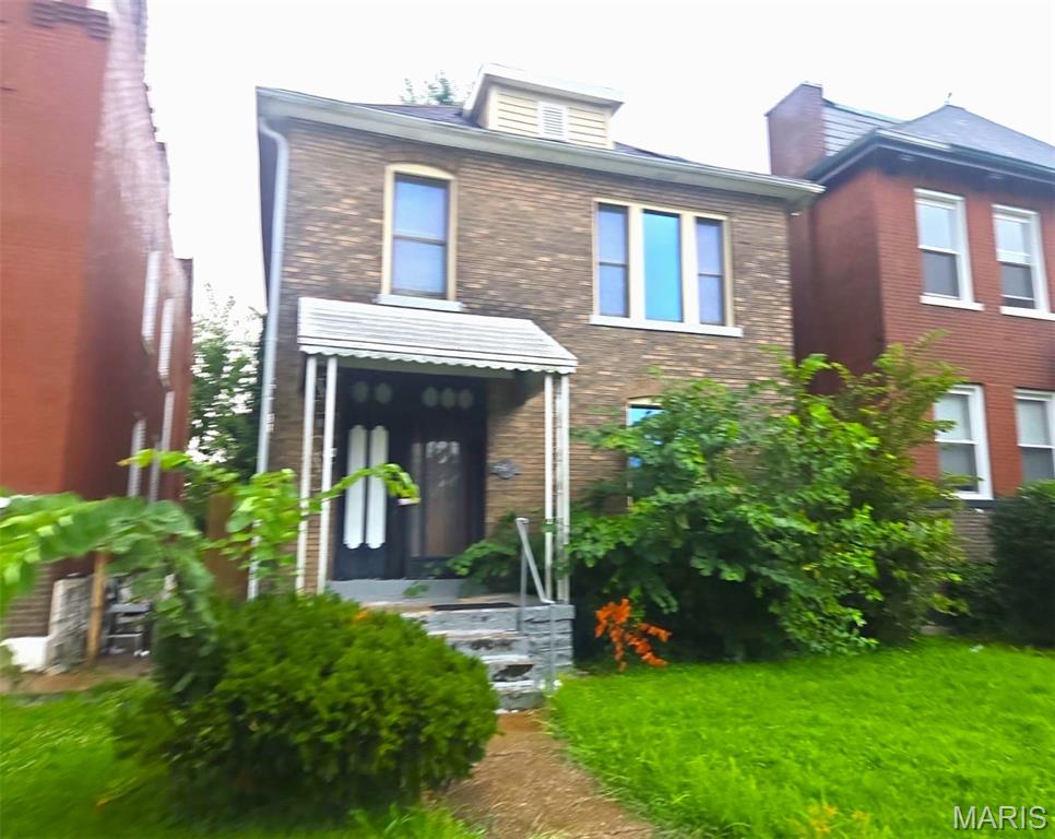 4410 Red Bud Avenue Property Photo 1