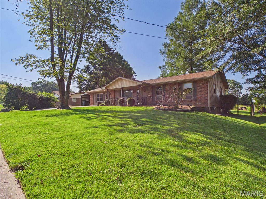 2879 Hopper Road Property Photo 2