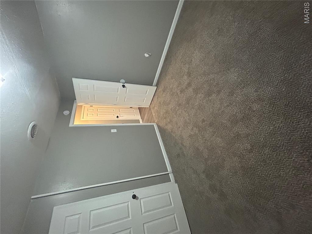 508 Saint James Drive Property Photo 8
