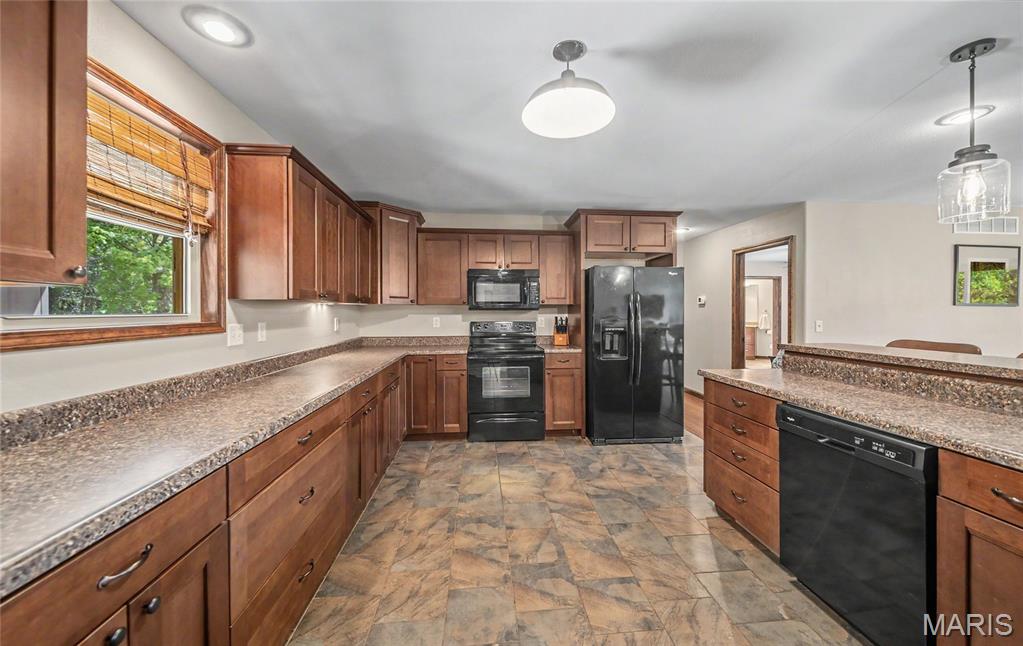 33701 Crystal Lake Road Property Photo 20