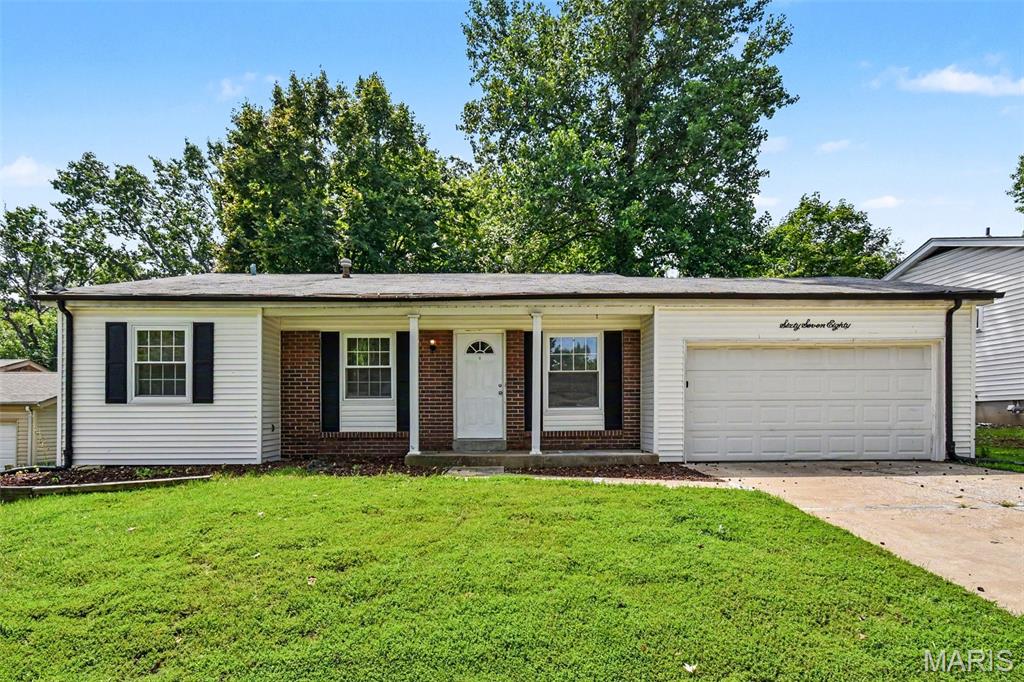 6780 Lesli Mari Court Property Photo 1