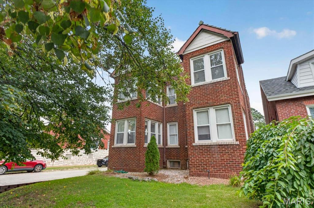 6218 S Kingshighway Boulevard Property Photo 4