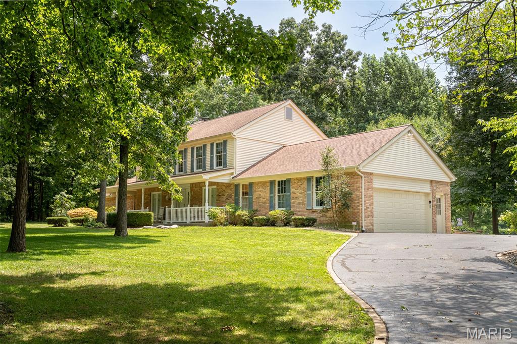 32 Longwood Drive
