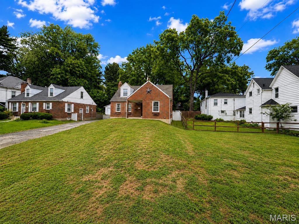 207 Tiffin Avenue Property Photo 4