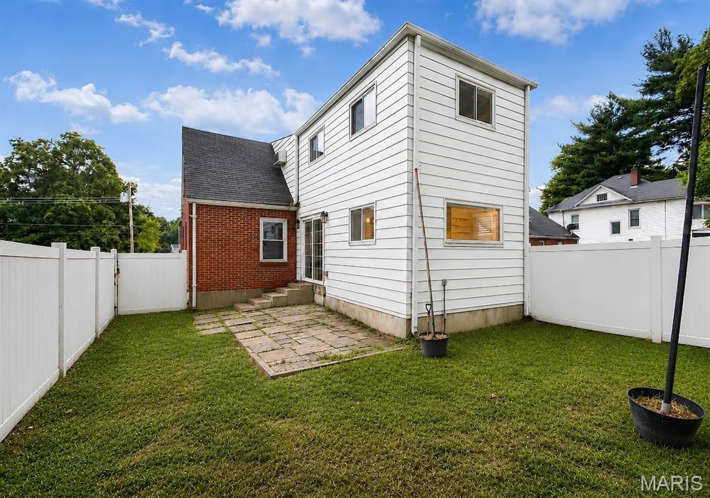 207 Tiffin Avenue Property Photo 37