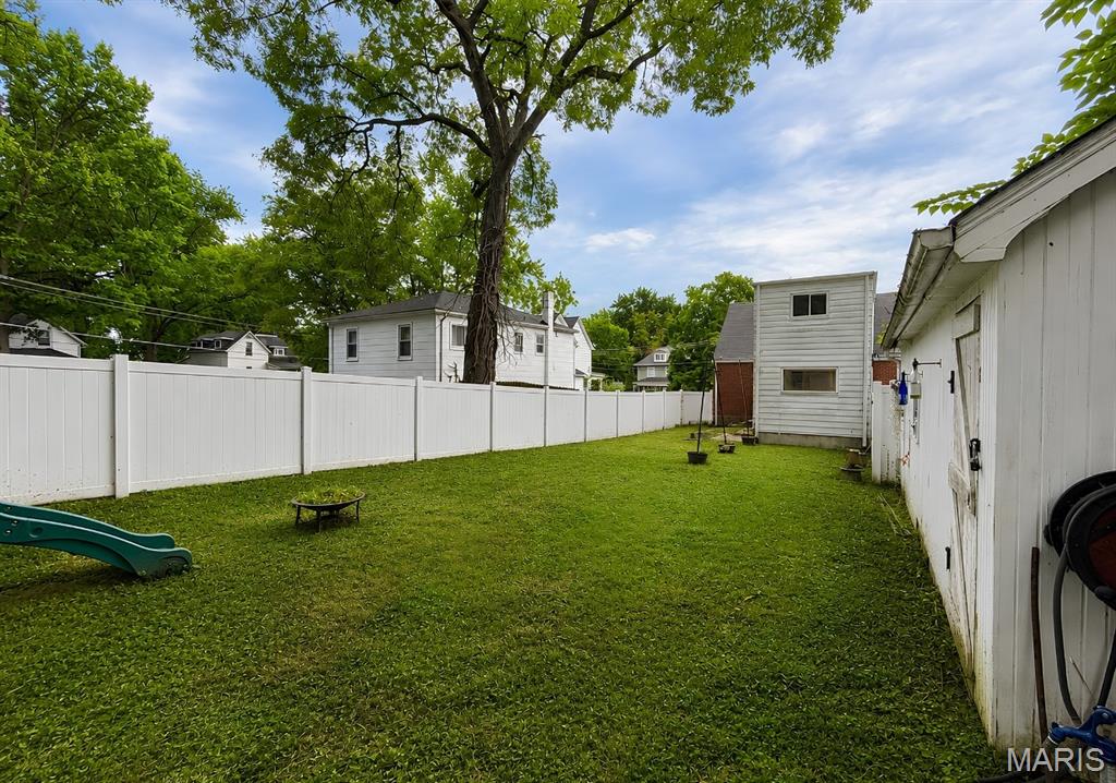 207 Tiffin Avenue Property Photo 39