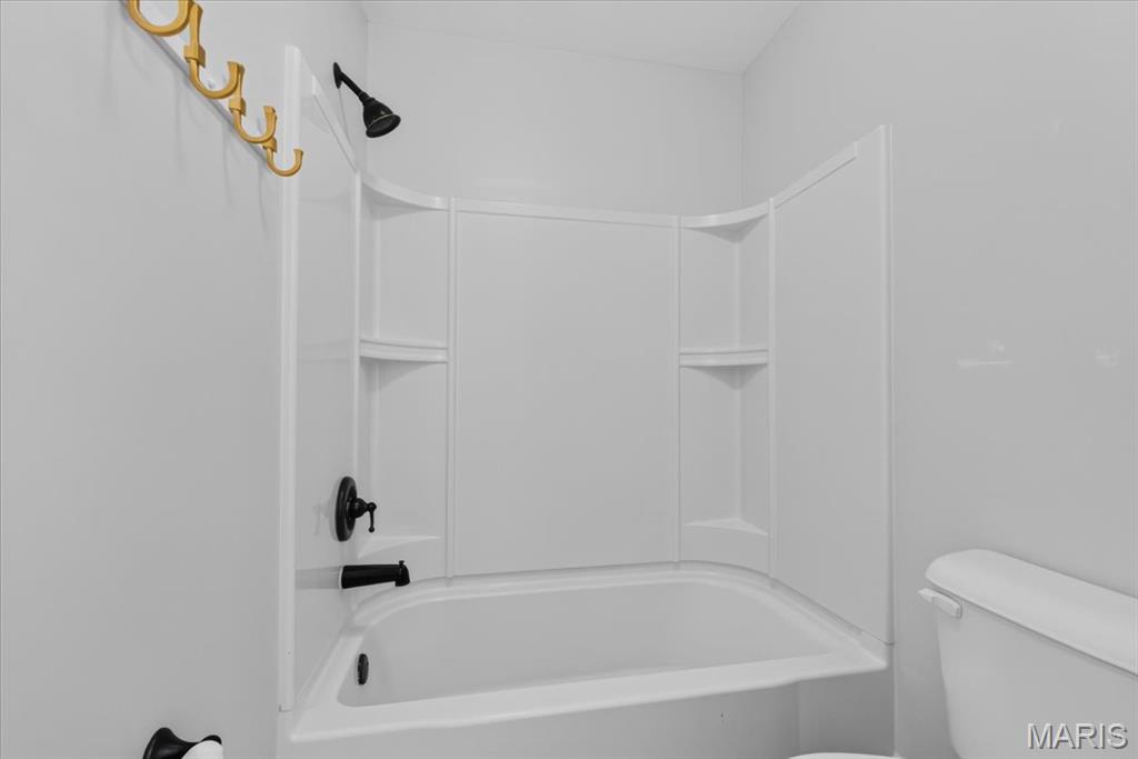 1135 Duxbury Lane Property Photo 28