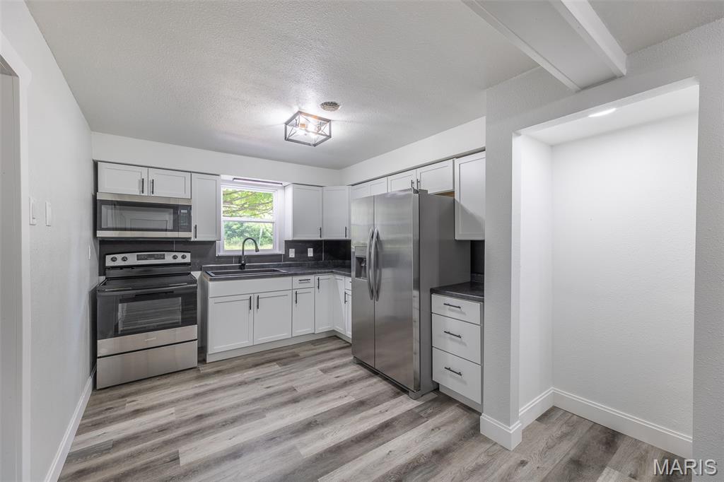 26050538 Property Photo 8