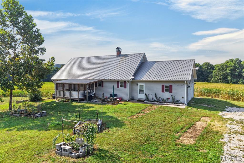 23347 S Highway 7 Property Photo 1