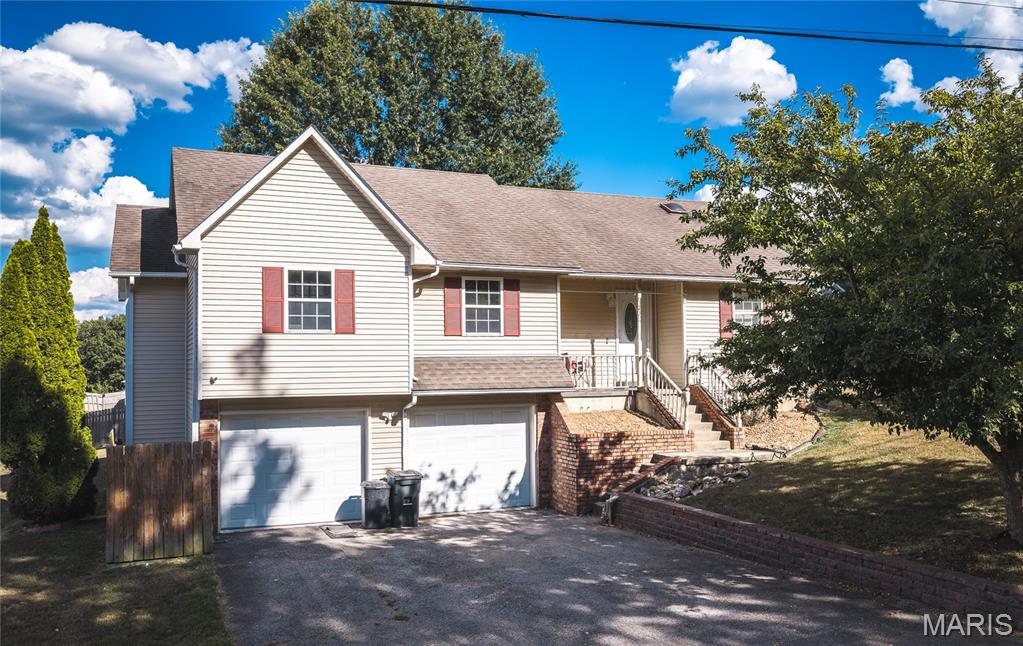 123 Phoenix Avenue Property Photo 2