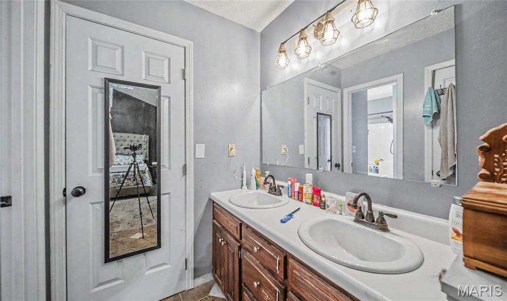 123 Phoenix Avenue Property Photo 13