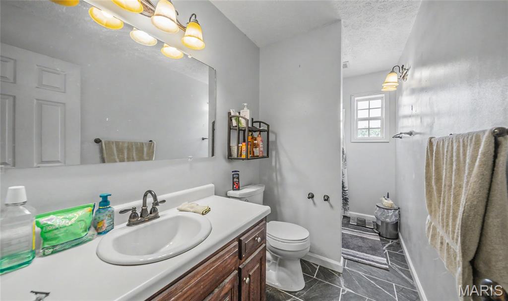 123 Phoenix Avenue Property Photo 18