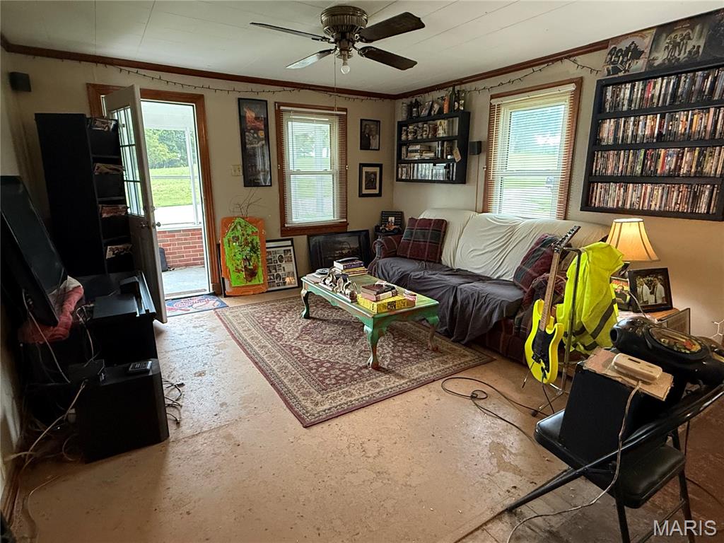 2110 Missouri Avenue Property Photo 6