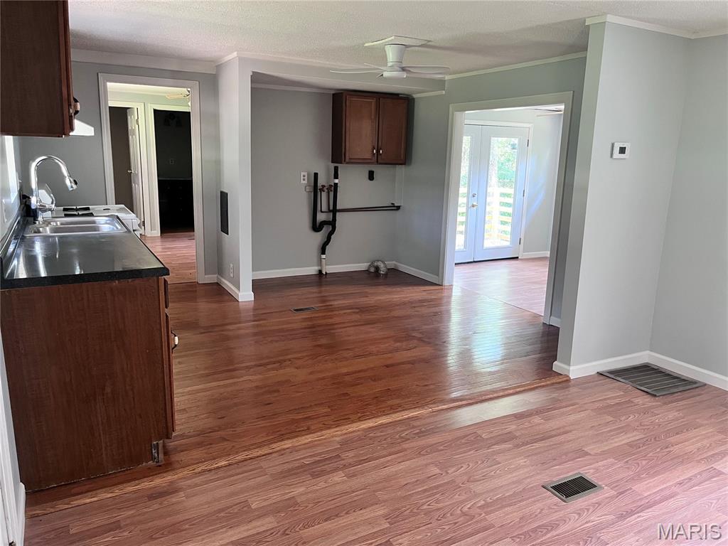 3867 Flucom Road Property Photo 11