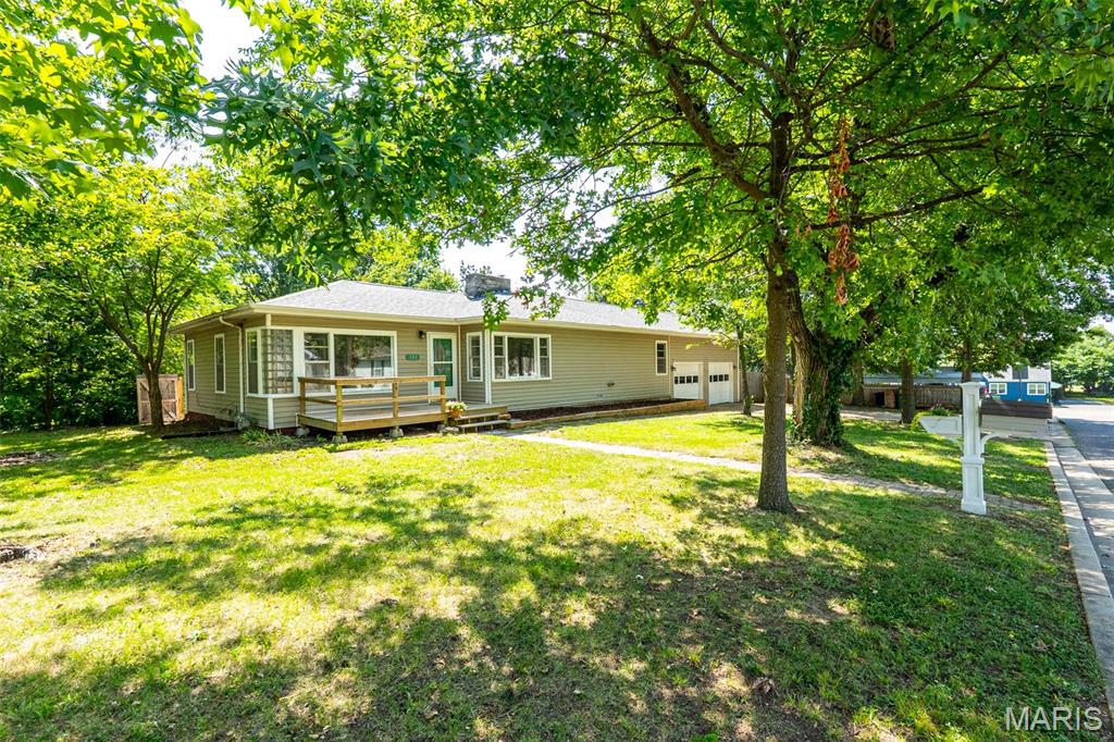 102 Poe Drive Property Photo 1