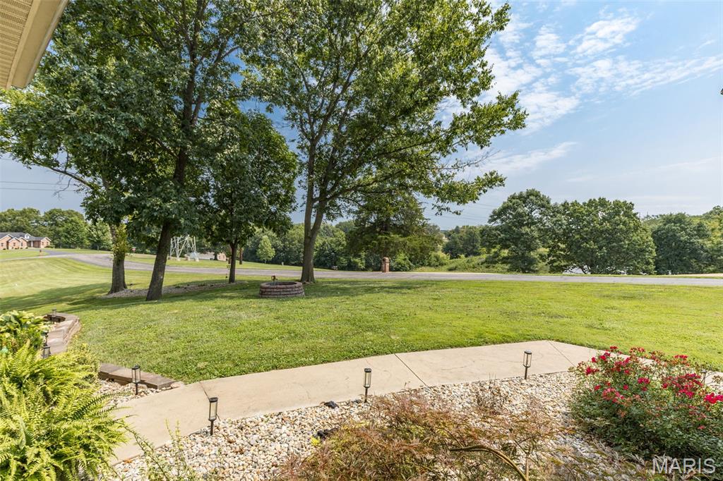 3305 Magnolia Lane Property Photo 6