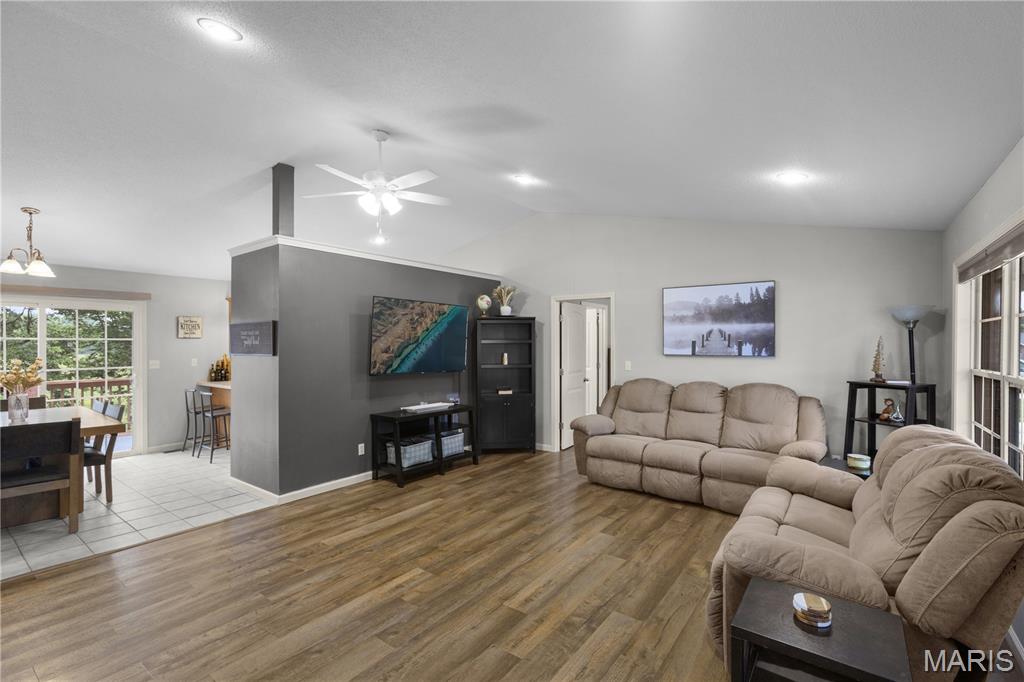 467 Oak Meadow Drive Property Photo 4