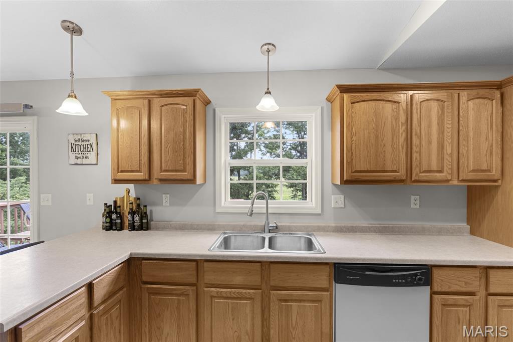 467 Oak Meadow Drive Property Photo 9