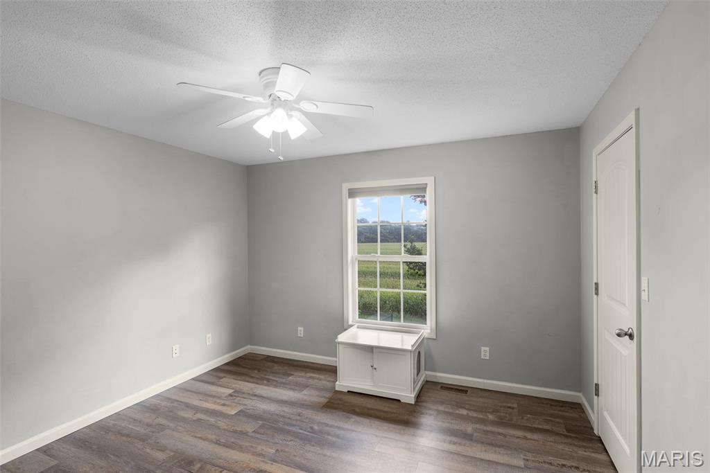 467 Oak Meadow Drive Property Photo 18