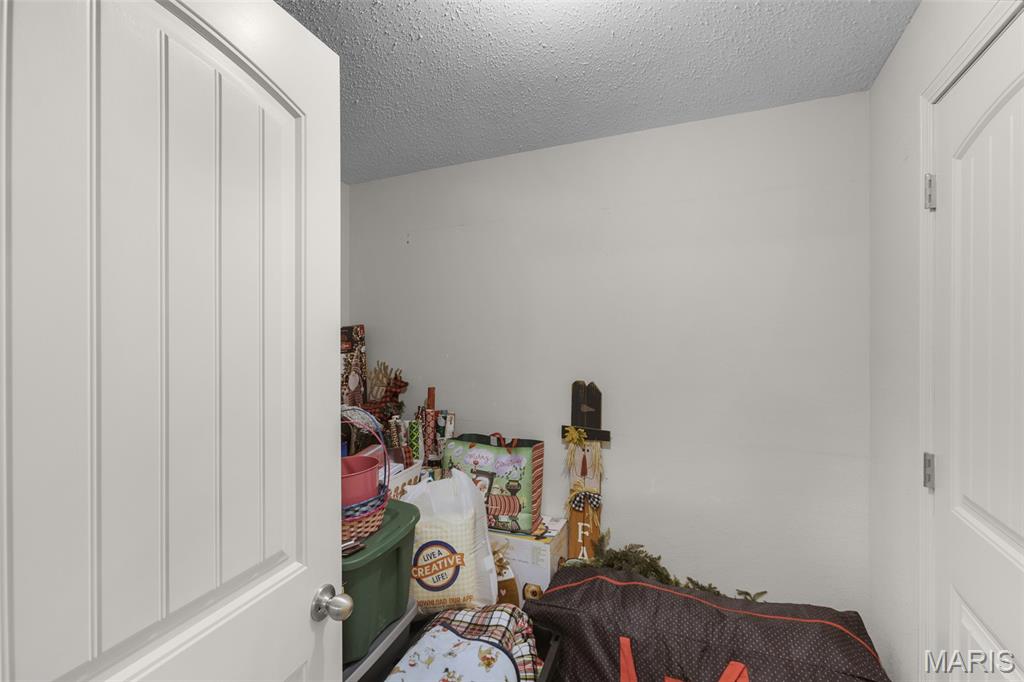 467 Oak Meadow Drive Property Photo 25