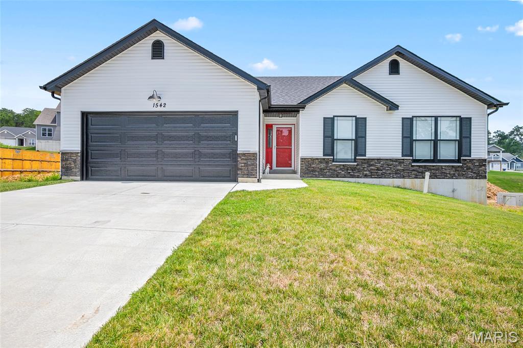 1542 Louisiana Drive Property Photo 1
