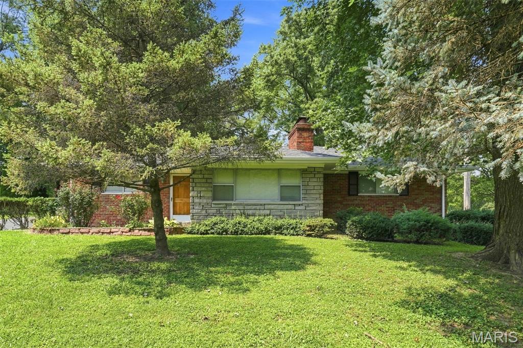 1329 Coburg Lands Drive Property Photo 1