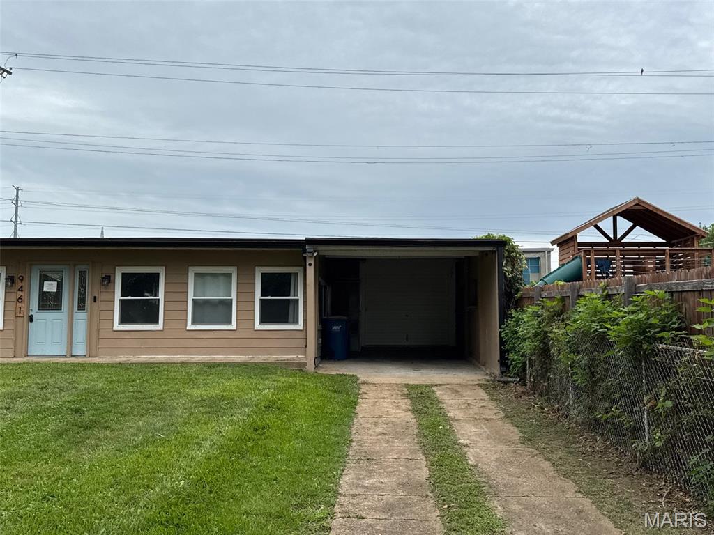 9461 Brenda Avenue Property Photo 2