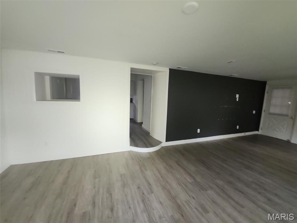 9461 Brenda Avenue Property Photo 4