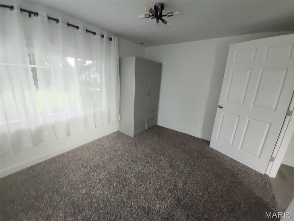 9461 Brenda Avenue Property Photo 7