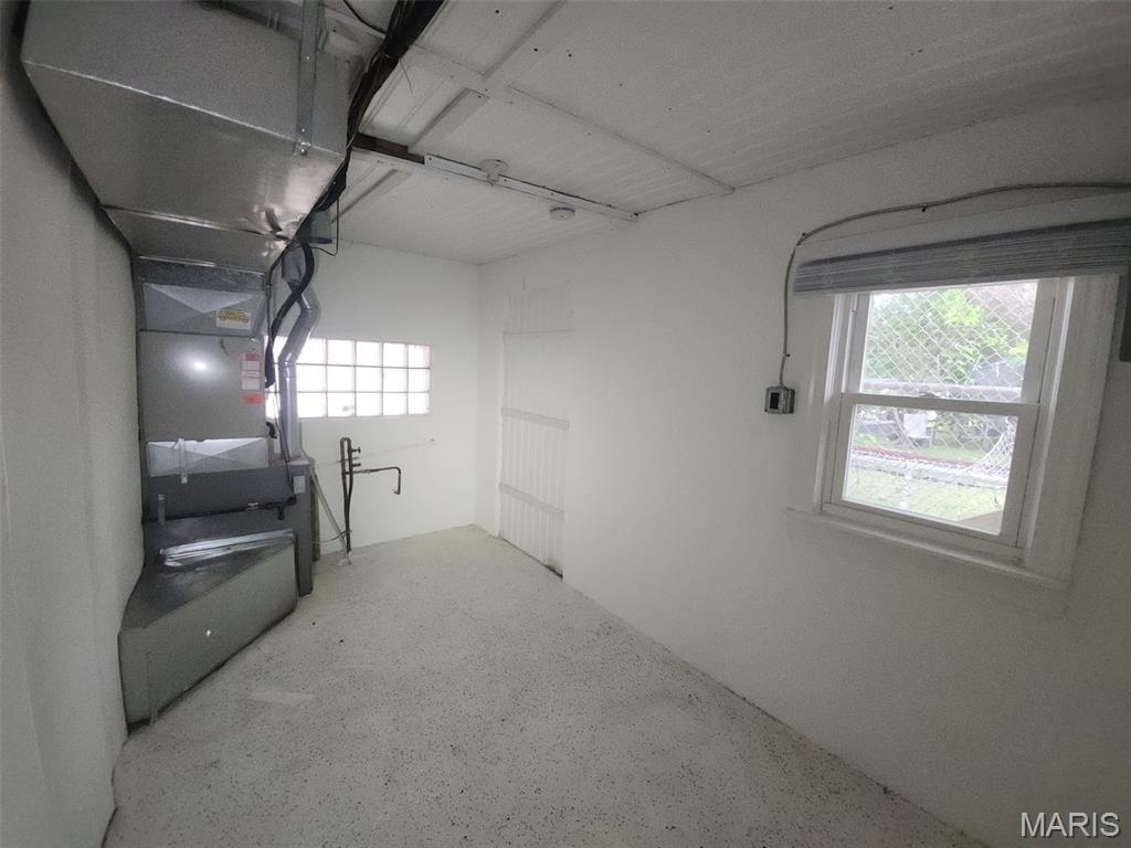 9461 Brenda Avenue Property Photo 10